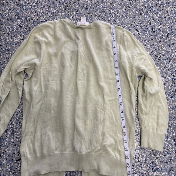 LOFT Women's light green Cardigan Sweater beautiful buttons - Picture 6 of 8